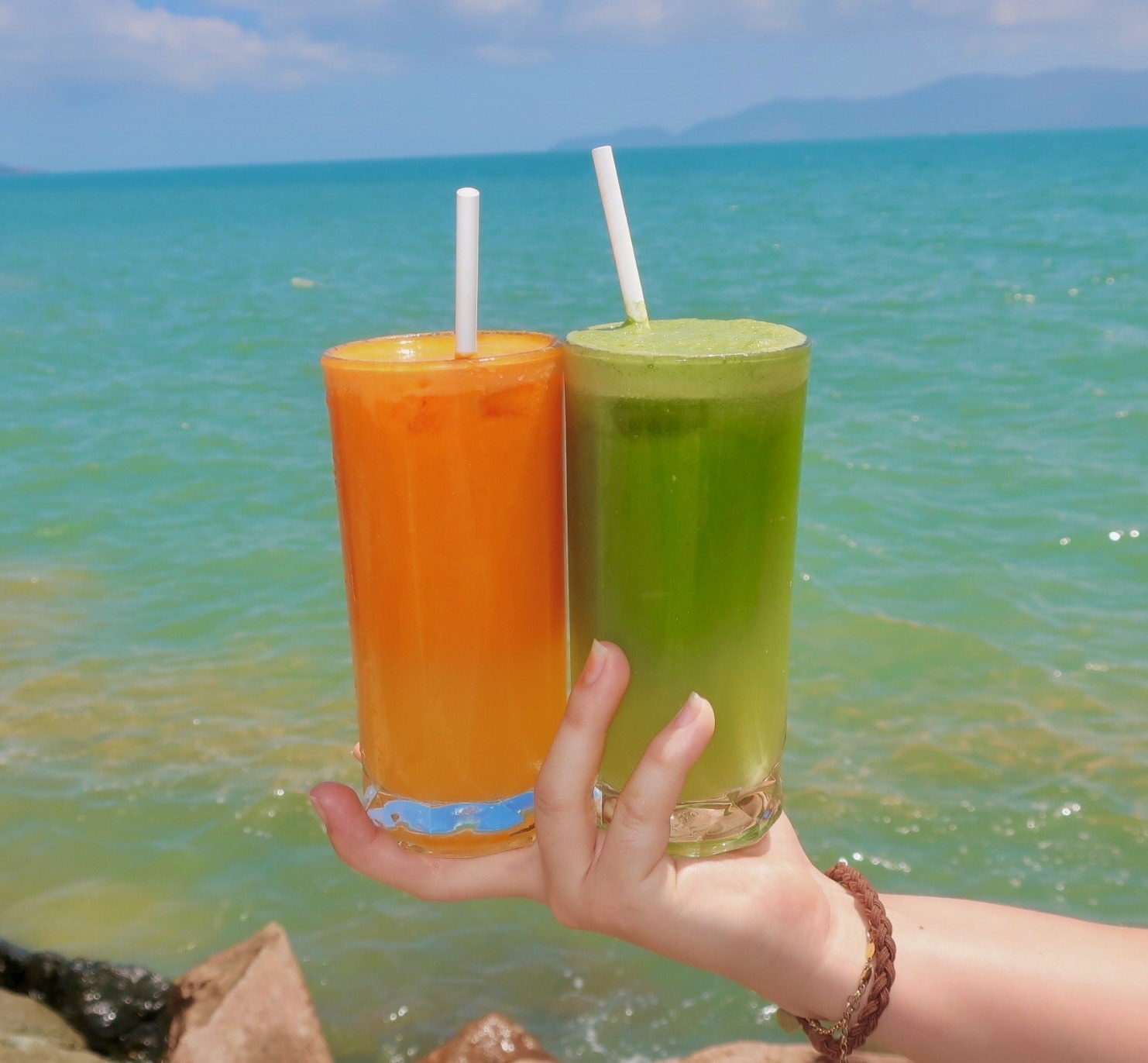 Tropical smoothies at the beach